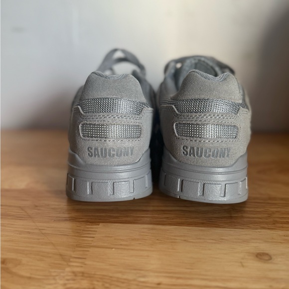Saucony shadow 5000 Grey Sneaker - Picture 3 of 4